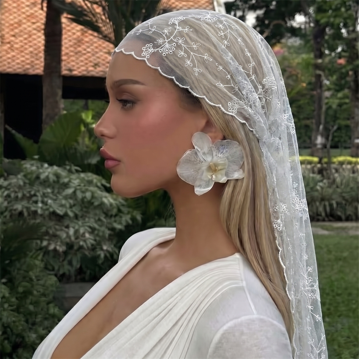 Ascot Neck Scarf - Pañuelo de Cabeza de Encaje Floral